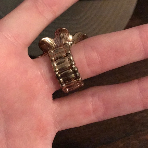 Flower Ring - Picture 2 of 2